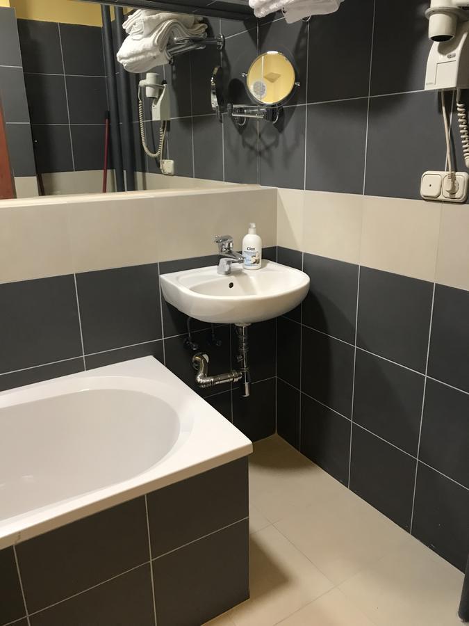 Apartament Ewa Tarnów Buitenkant foto